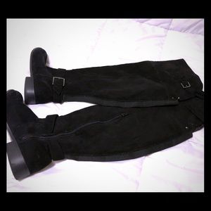 Over the knee wide stretchy calf boots